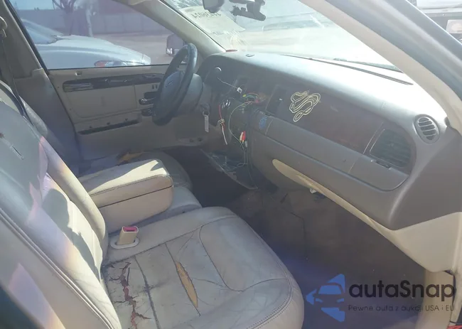 1LNHM82W9XY656955: 44436024