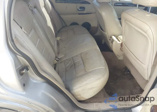 1LNHM82W9XY656955: 44436024