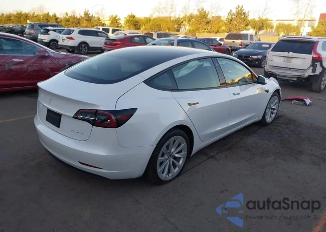 5YJ3E1EBXNF210130: 44436066