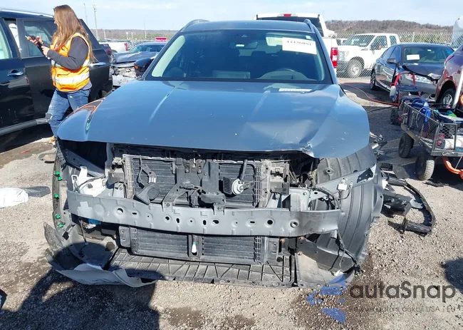 7MMVABEM5PN104863: 44436081