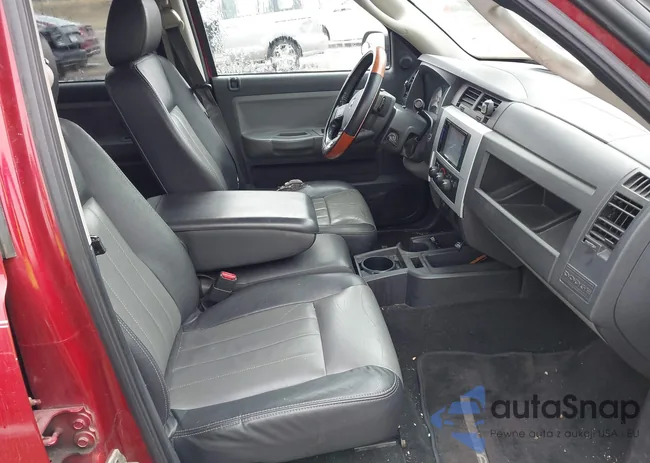 1D7HW58N38S638909: 44436185