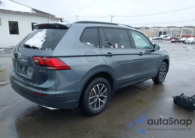 3VV0B7AX3MM080767: 44435377