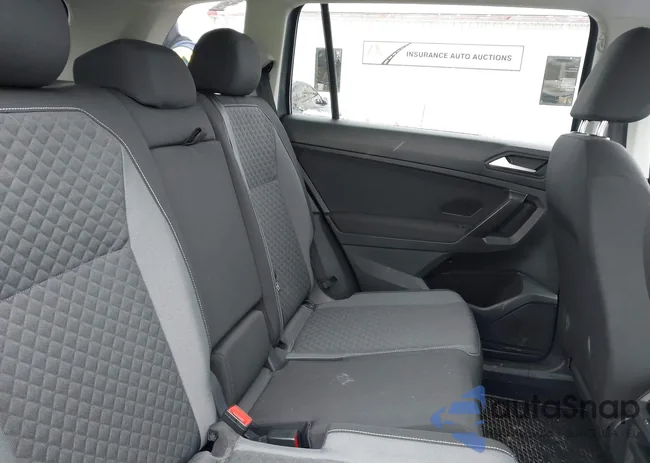 3VV0B7AX3MM080767: 44435377