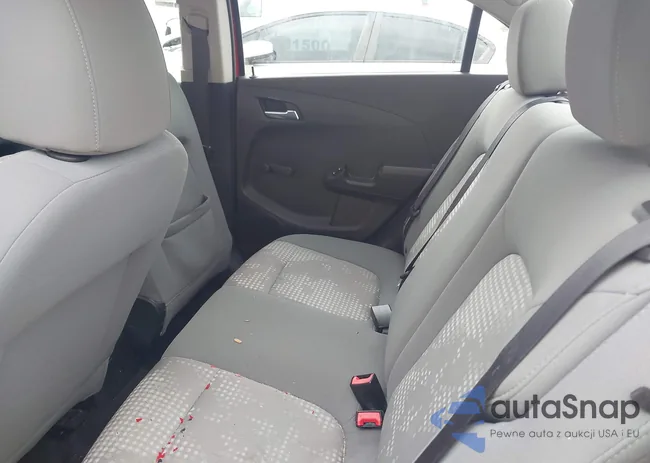 1G1JA5SH2C4183053: 44435554