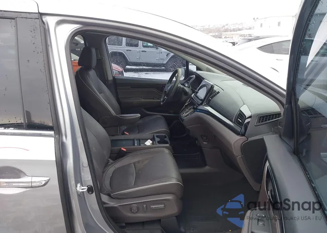 5FNRL6H95NB054701: 44435555