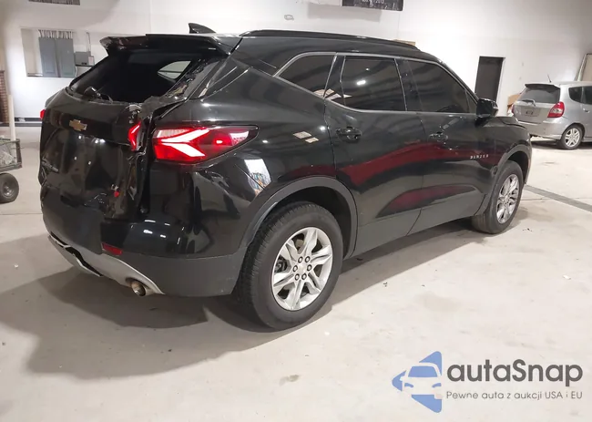 3GNKBHR40LS667467: 44435558