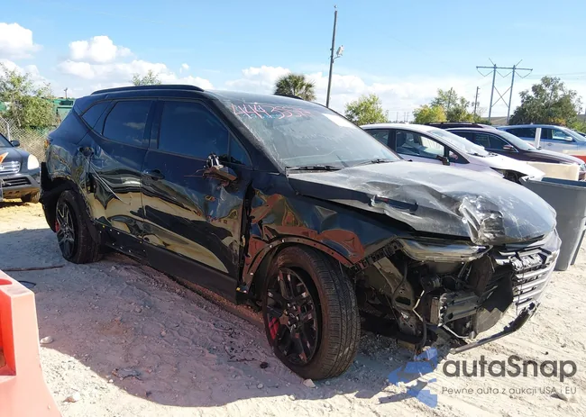 3GNKBDRS5NS152121: 44435577