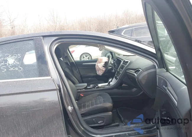 3FA6P0H76GR268980: 44435601