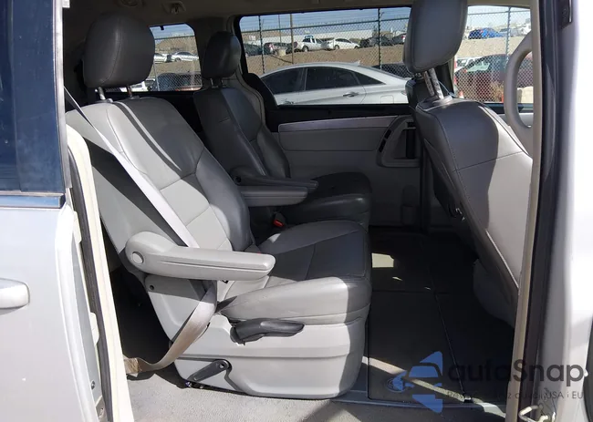 2V8HW54X79R553614: 44435619