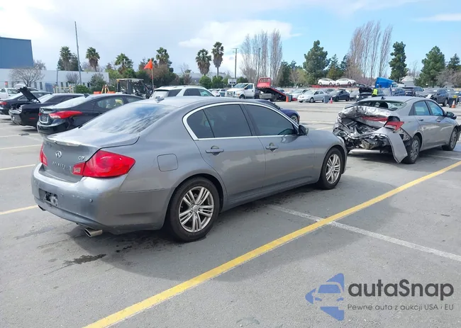 JN1CV6APXDM724731: 44435626