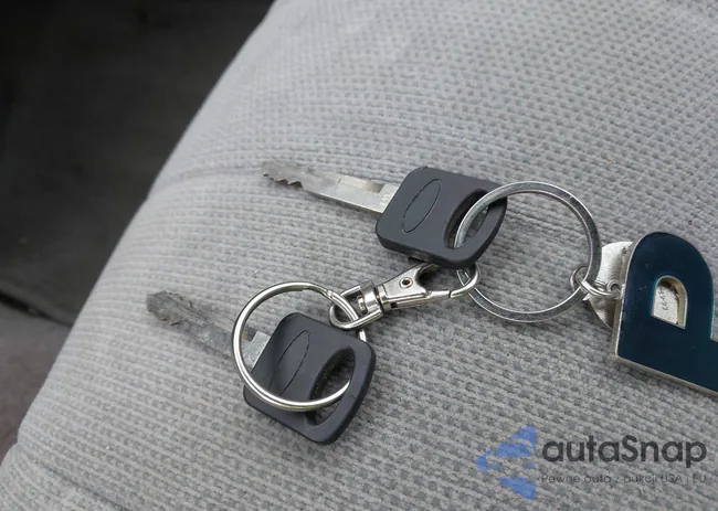 1FALP62W4SH170899: 44436858