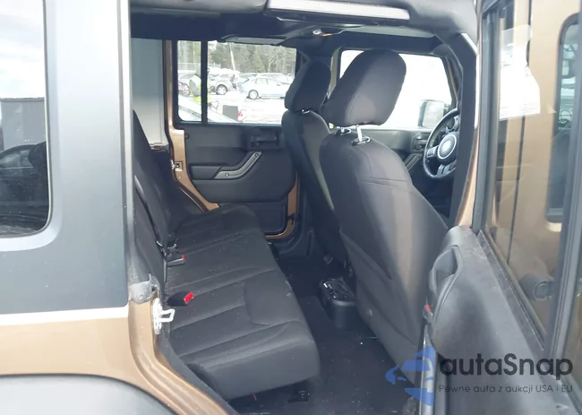 1C4BJWDG8FL654784: 44436962