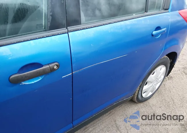 3N1BC13E28L453664: 44437140