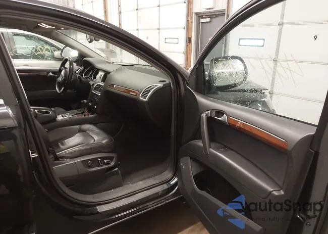 WA1LGAFE1CD005670: 44437170