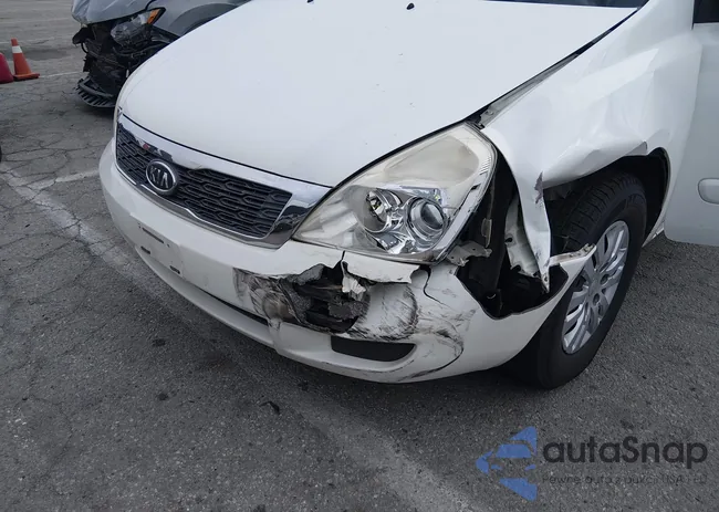 KNDMG4C71C6493413: 44437180