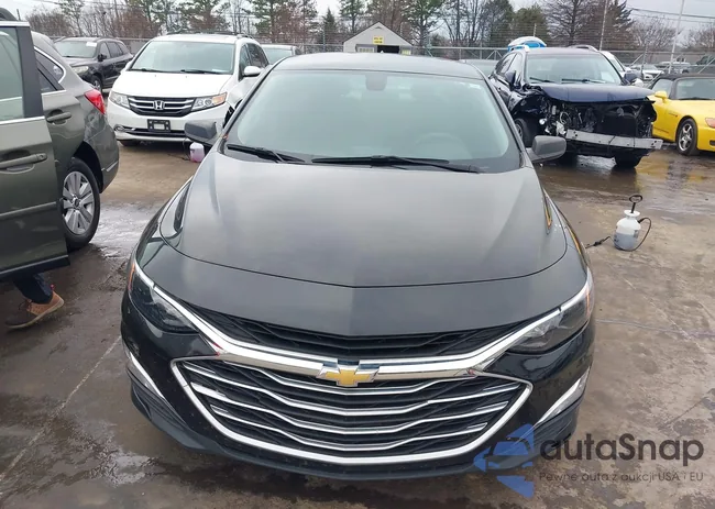 1G1ZB5ST8NF205018: 44437199