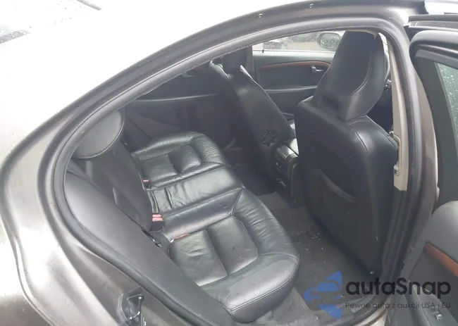 YV1940AS1B1138116: 44437332