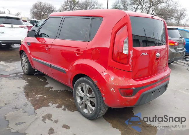 KNDJT2A69D7578153: 44437352