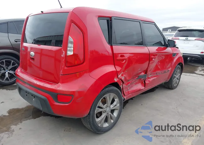 KNDJT2A69D7578153: 44437352