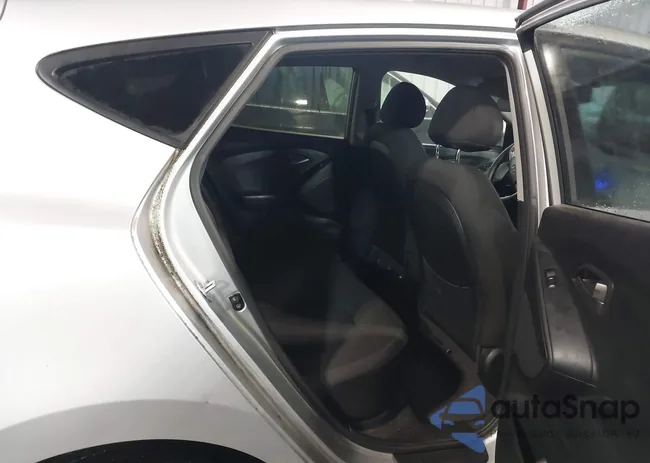 KM8JT3AF7FU025975: 44436588