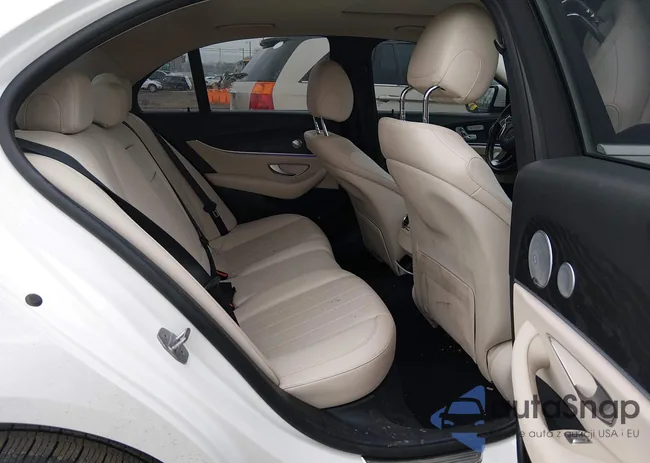 WDDZF4KB1HA257594: 44437940