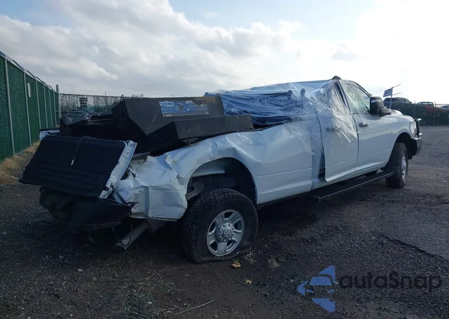 3C6UR5HJ1RG131598: 44437990