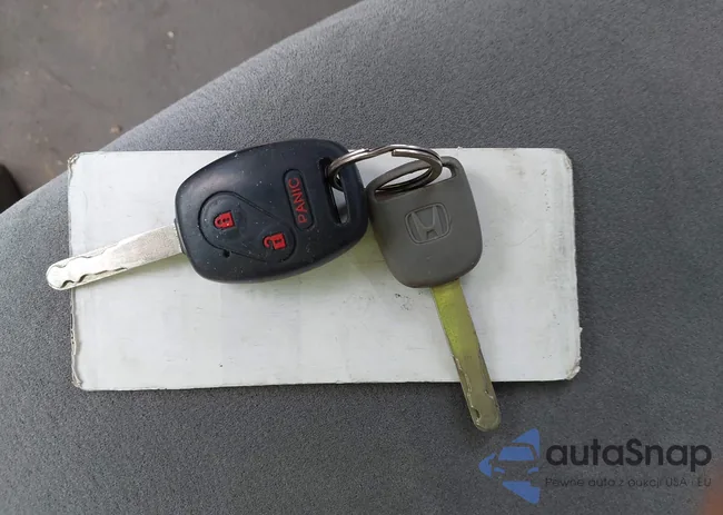 2HGFA16598H331068: 44438020