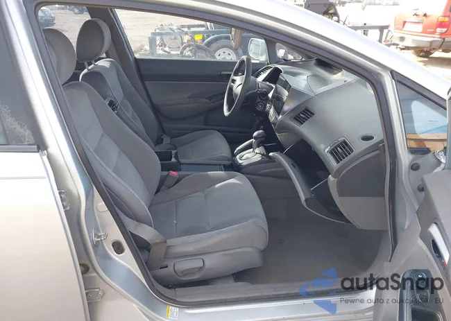 2HGFA16598H331068: 44438020