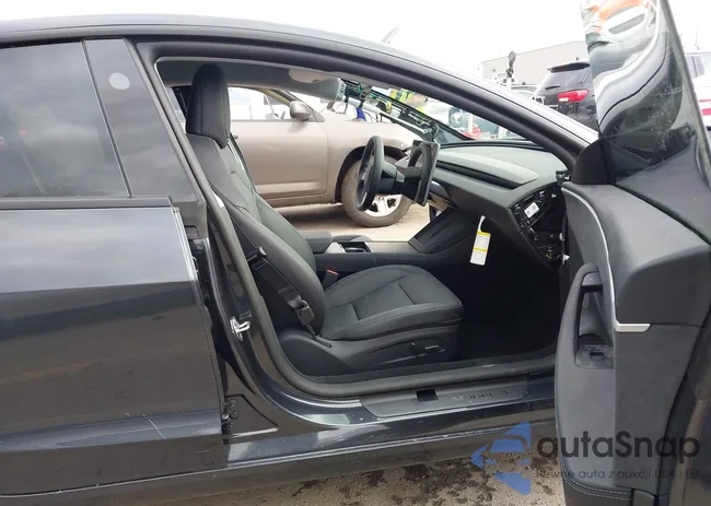 5YJ3E1EB5SF078406: 44438021