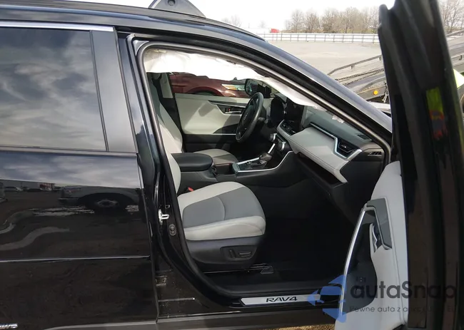 JTMD6RFV1RD126672: 44438076