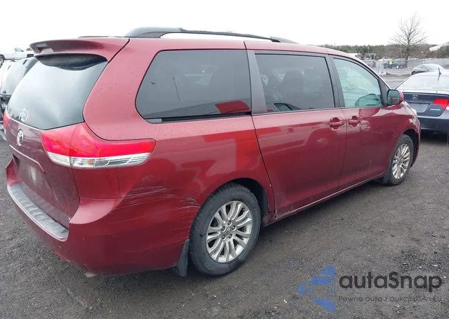 5TDYK3DC0BS073789: 44438082