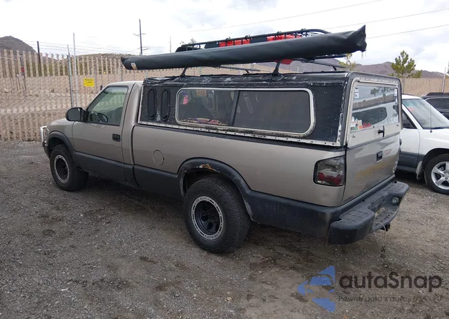 1GCCS14X8W8134608: 44438160