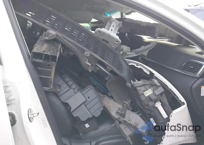 KNAGV4LD8H5011040: 44438184