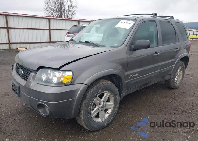 1FMCU96H66KA20605: 44438355