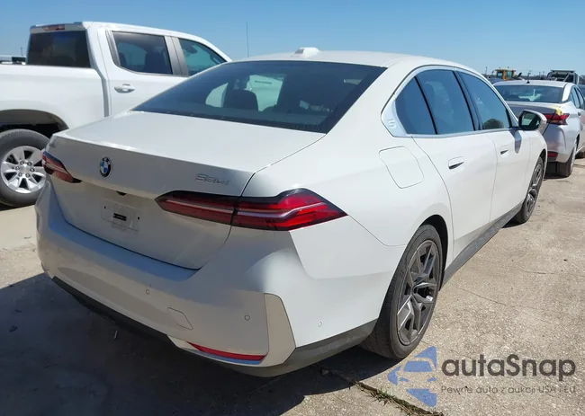 WBA53FJ07TCW05311: 44437519