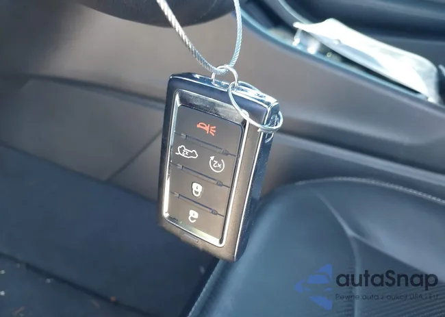 1C4RJHDG9PC541602: 44437540