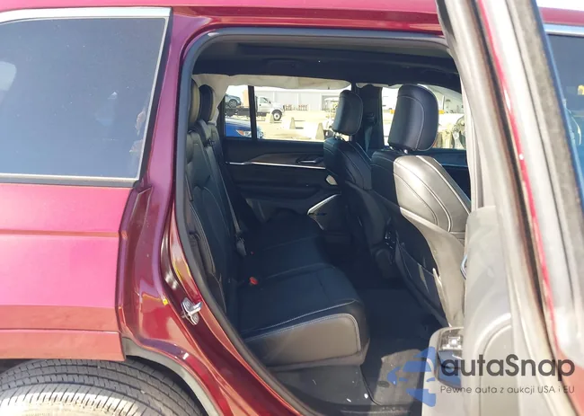 1C4RJHDG9PC541602: 44437540