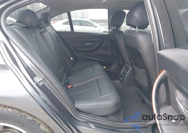 WBA3B5G50FNS15859: 44437644