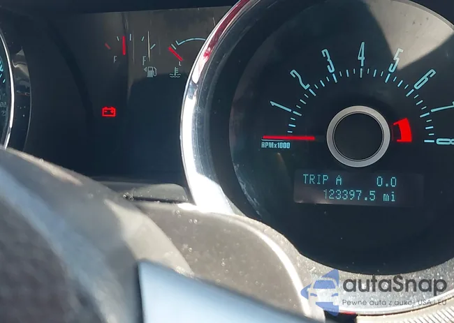 1ZVBP8AM8D5203521: 44437704