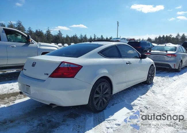 1HGCS22858A012626: 44439057