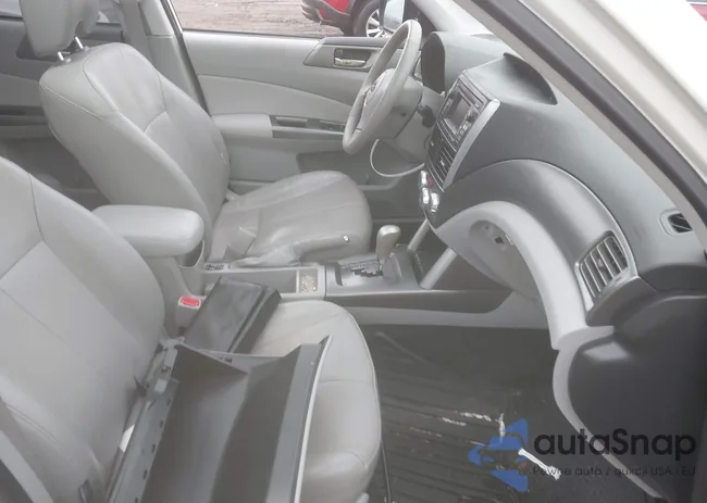 JF2SHAEC6BH727725: 44439165