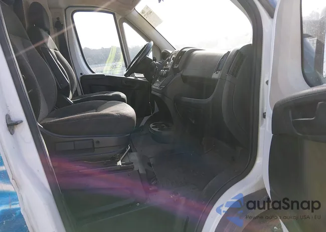 3C6TRVDG6EE113304: 44439172