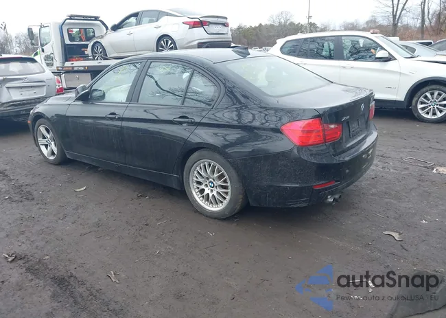 WBA3B3C58DF534038: 44439178