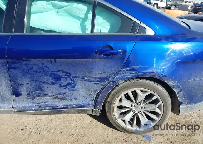 1FAHP2F8XDG131043: 44439337