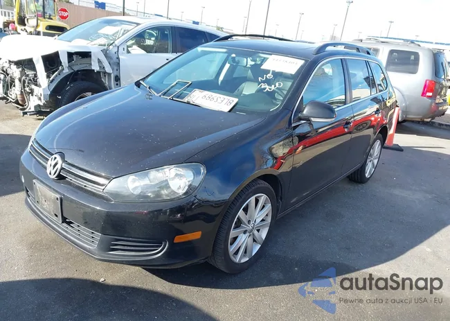 3VWPL7AJ2DM693627: 44438403