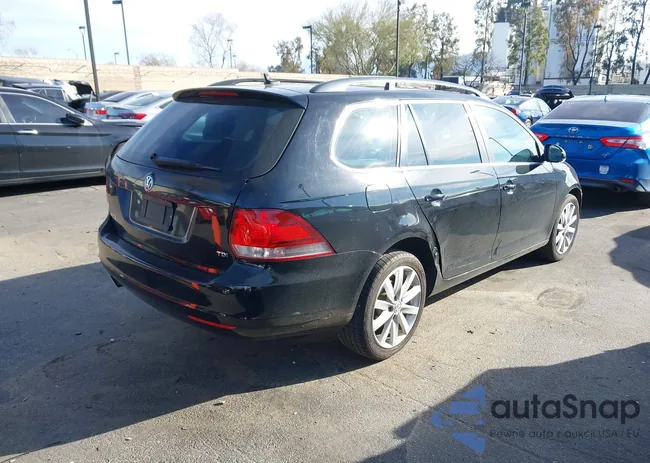 3VWPL7AJ2DM693627: 44438403