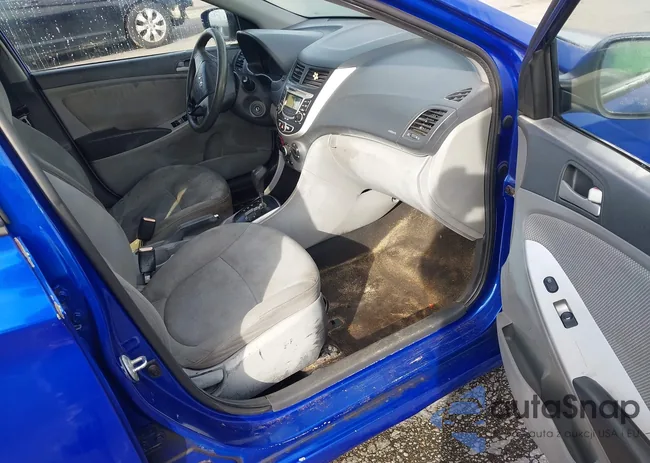 KMHCT4AE7DU445643: 44438448