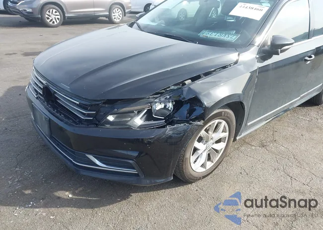 1VWAT7A39GC043660: 44438460