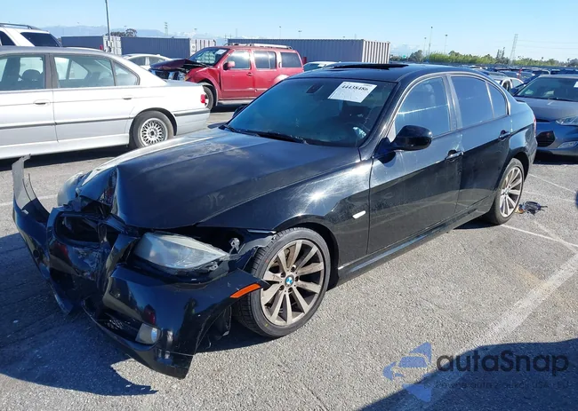 WBAPH7C52BE852733: 44438486