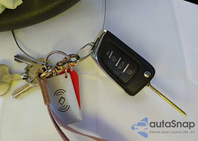 5NPE24AF5GH347380: 44438563